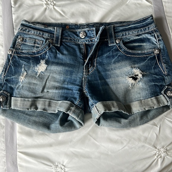 Miss Me jeans shorts - Picture 2 of 4